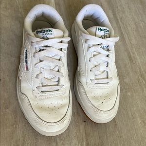 Women’s Reebok sneakers